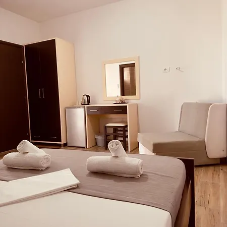 Apartment Merkuri Himare