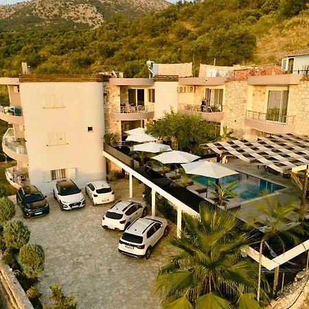 Apartment Merkuri Himare